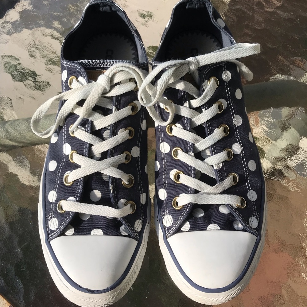 Navy polka dot Converse All Star